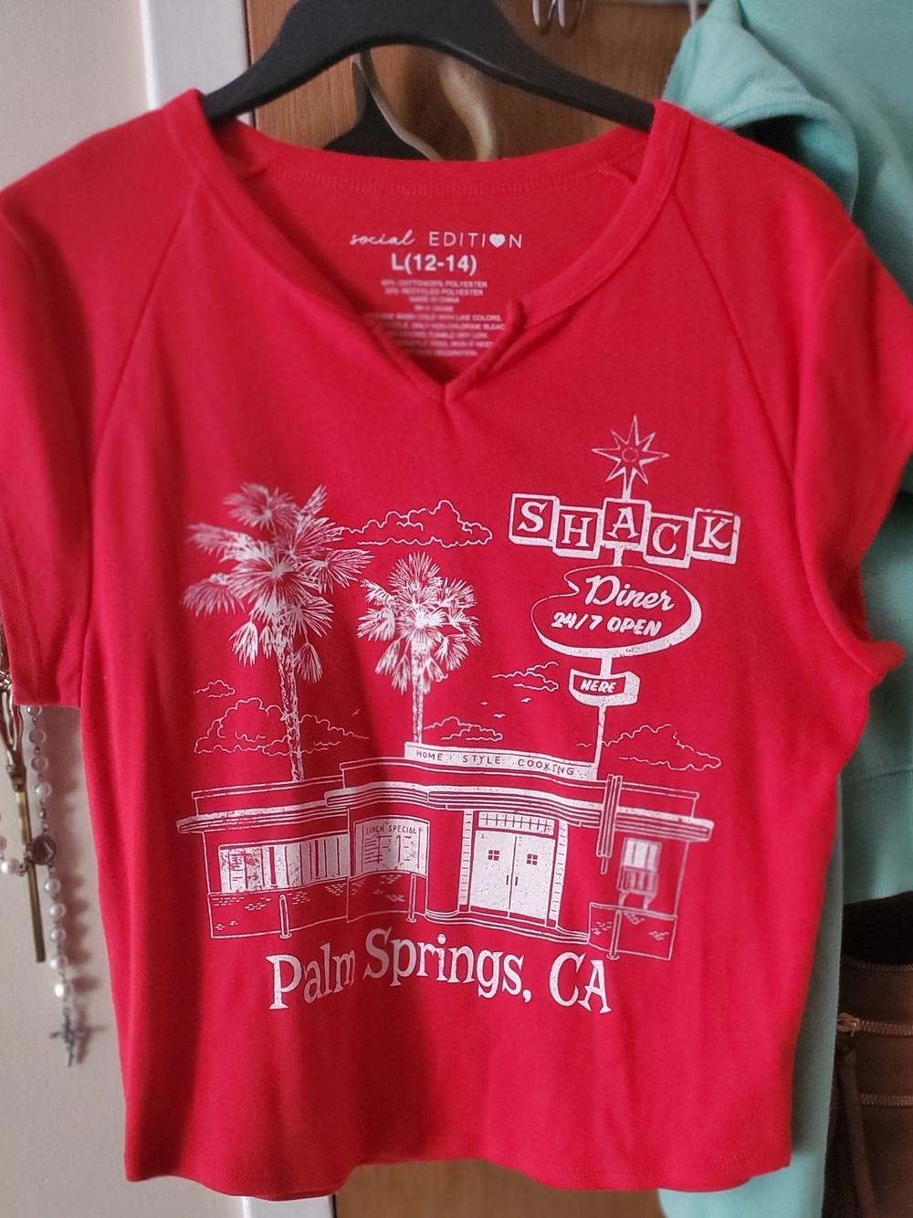 Red Palm Springs Graphic Crop Tee